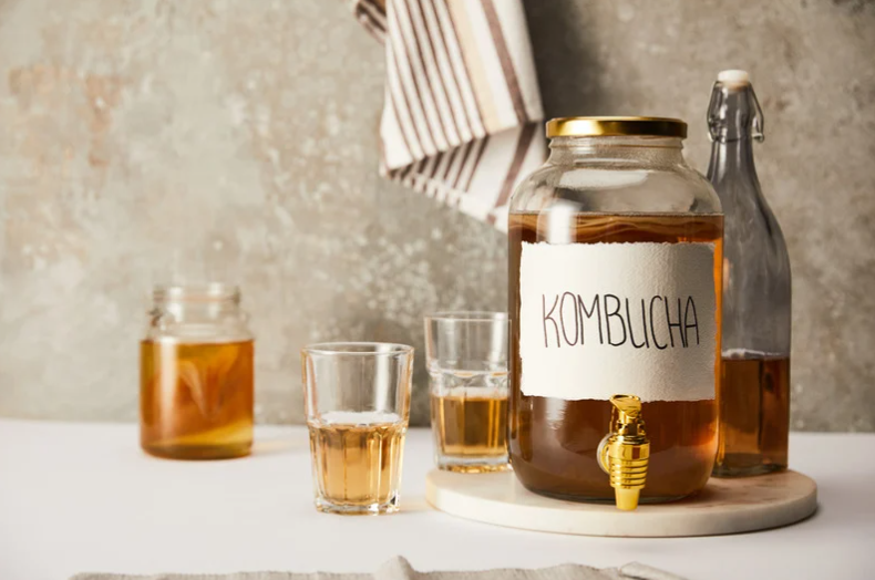 kombucha drinks, capsules, kits and powders